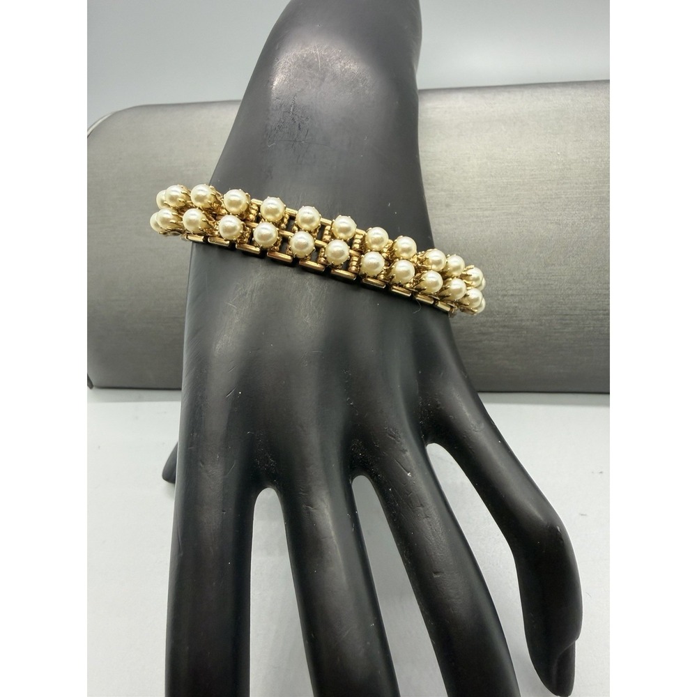 VTG Double Strand Prong Set Imitation Pearls Book Chain Style Gold Tone Bracelet